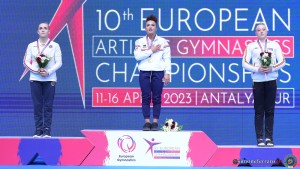 podium valut ph simone ferraro sfa04643